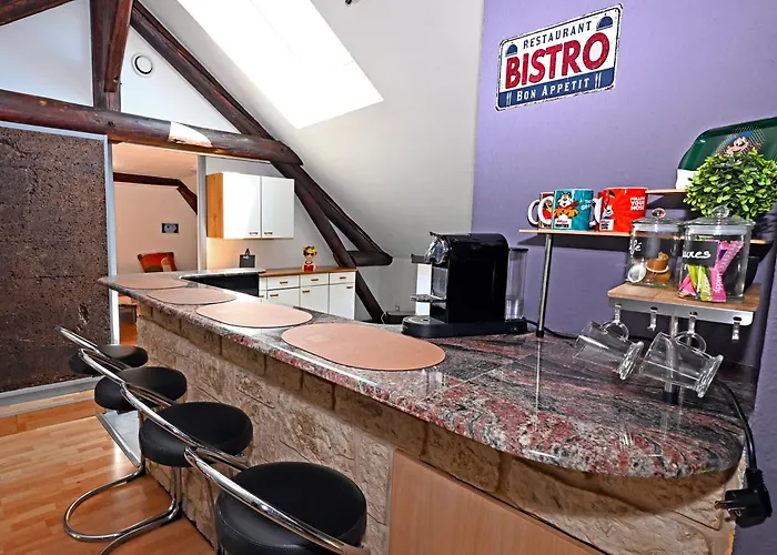 Ecrin Calme à - A Deux Pas De La Place Stanislas 2ch *